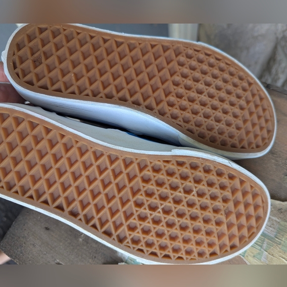 Custom Anime Kids Slip-On Shoes Hunter X Hunter Vans Size 6.5 Women's - Picture 8 of 8